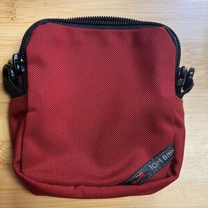 Tom Bihn Cubelet Mars Red